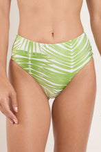 Cargar imagen en el visor de la galería, Bottom Palms Hotpants
