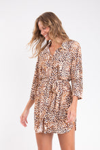 Cargar imagen en el visor de la galería, Leopard Chemise
