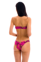 Cargar imagen en el visor de la galería, Set Roar-Pink Bandeau-Reto High-Leg
